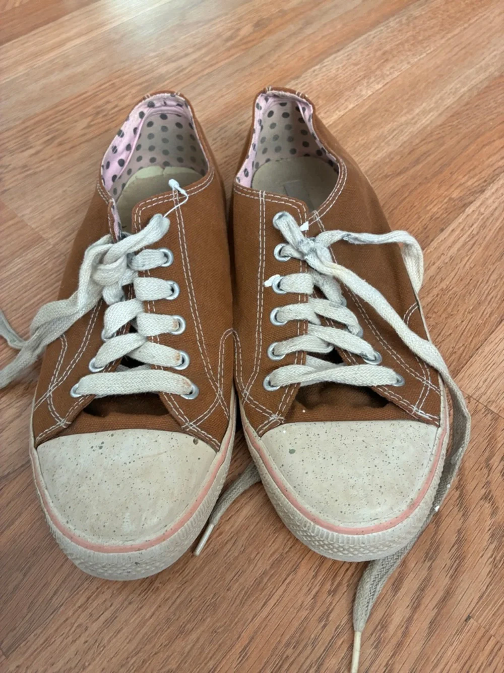 Canvas Lace-Up Sneakers - Brown